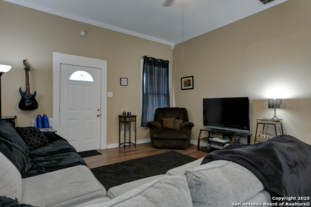 Image 15 of 45 For 120 Highland W
