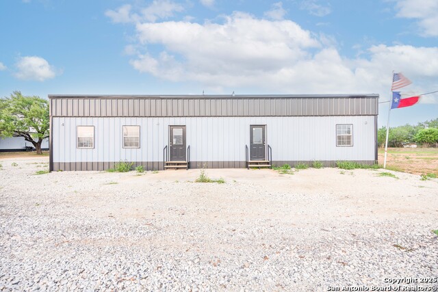 Details for 3215 Zanderson, Jourdanton, TX 78026