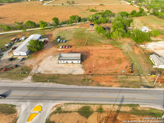Listing photo id 23 for 3215 Zanderson