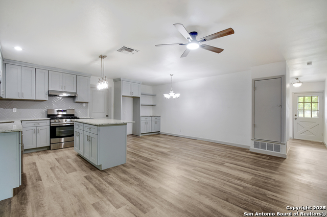 Image 7 of 23 For 5515 Rolling Ridge