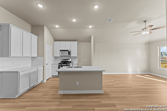 Image 10 of 31 For 5039 Agave Blue Lane