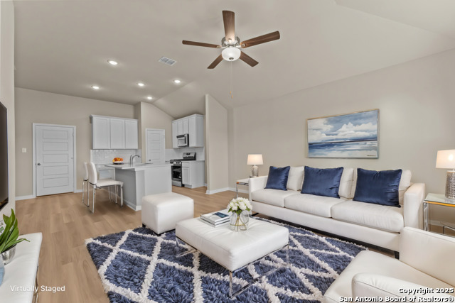Image 5 of 31 For 5039 Agave Blue Lane