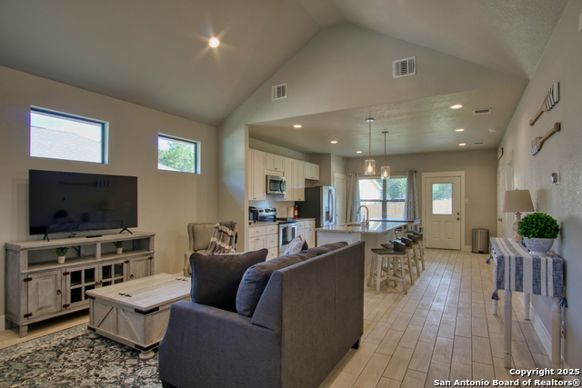 Image 11 of 42 For 1247 Green Hill