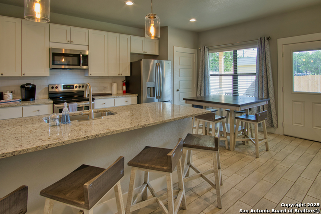 Image 18 of 42 For 1247 Green Hill