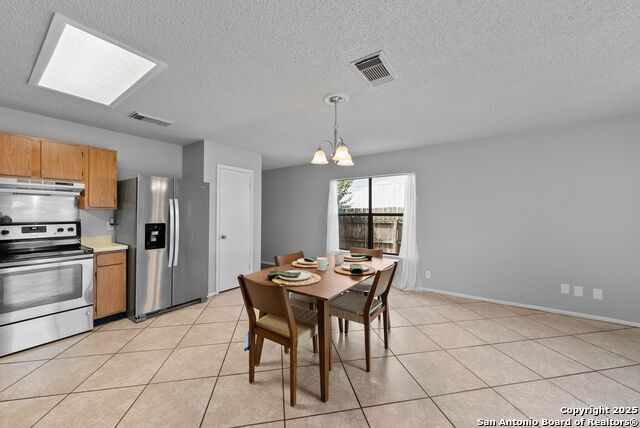 Image 11 of 36 For 7651 Cascade Oak