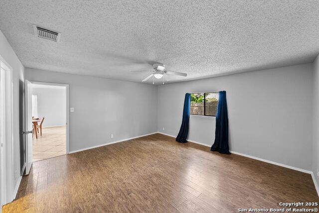 Image 15 of 36 For 7651 Cascade Oak