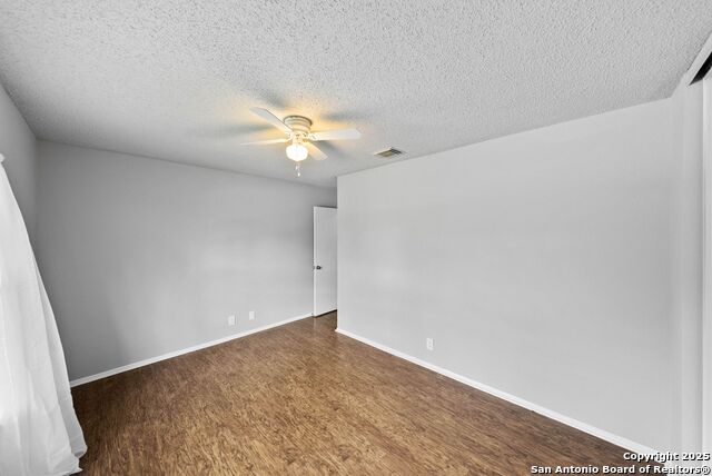 Image 24 of 36 For 7651 Cascade Oak