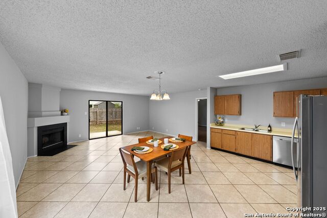 Image 8 of 36 For 7651 Cascade Oak