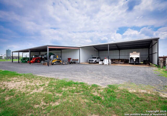 Listing photo id 12 for 6661 State Highway 123