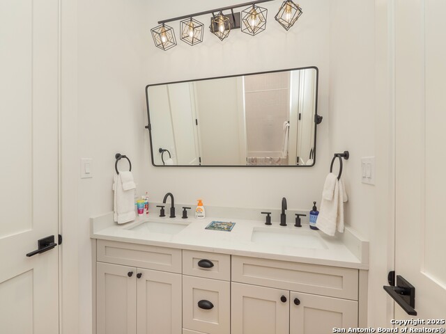 Listing photo id 34 for 6661 State Highway 123