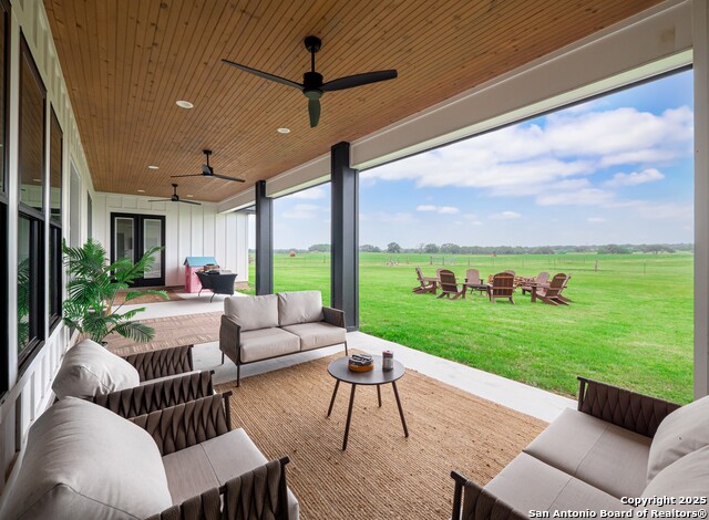 Listing photo id 37 for 6661 State Highway 123