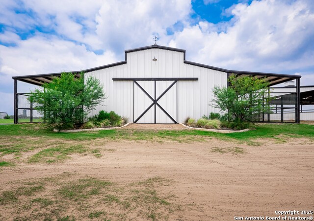 Listing photo id 4 for 6661 State Highway 123