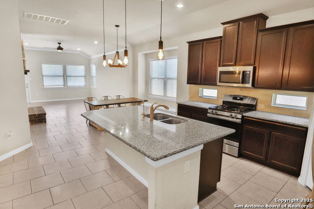 Image 6 of 26 For 8228 Llano Parke