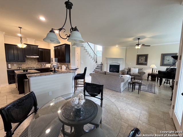 Image 11 of 40 For 25215 Estancia