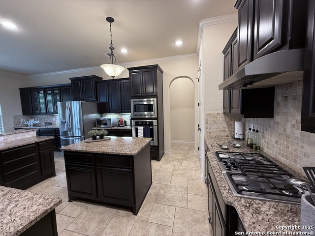 Image 7 of 40 For 25215 Estancia
