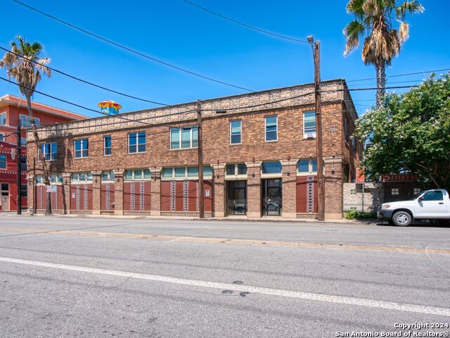 Image 2 of 33 For 1339 Flores St S 103