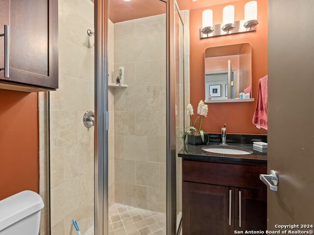 Image 8 of 33 For 1339 Flores St S 103