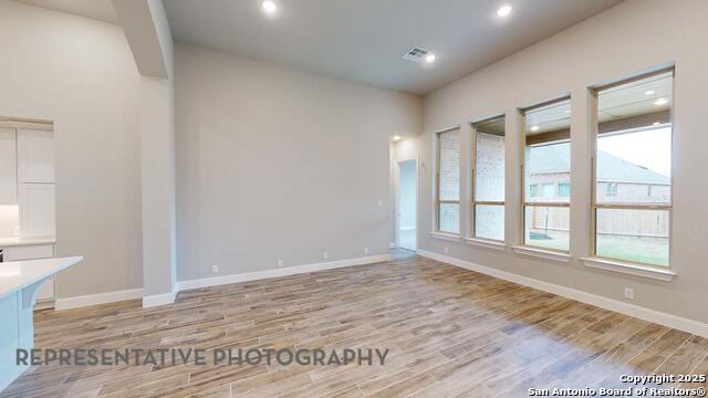 Listing photo id 17 for 401 Dulce Vista