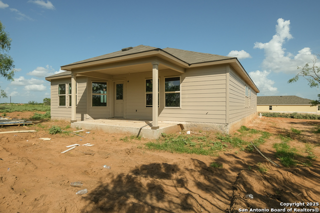 Image 21 of 31 For 141 Cheyenne Drive