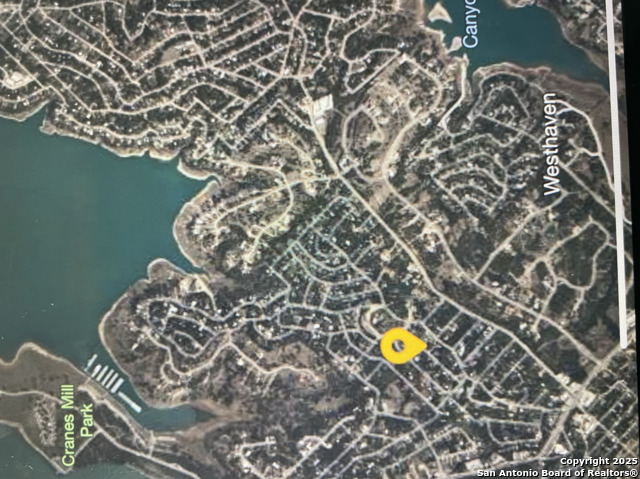 Listing photo id 0 for 556 Flatrock