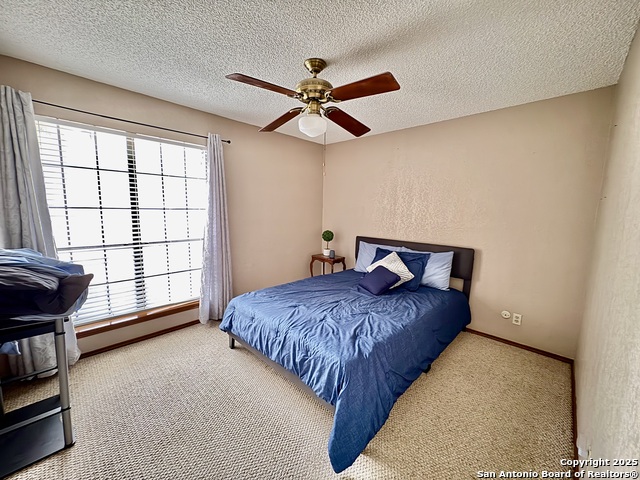 Image 13 of 17 For 8633 Datapoint Dr