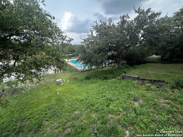 Image 49 of 59 For 5014 Tree Top St.
