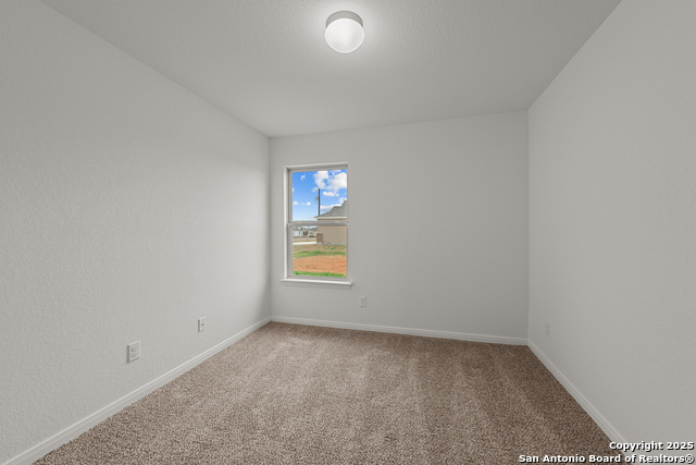 Image 11 of 13 For 101 Cheyenne Drive