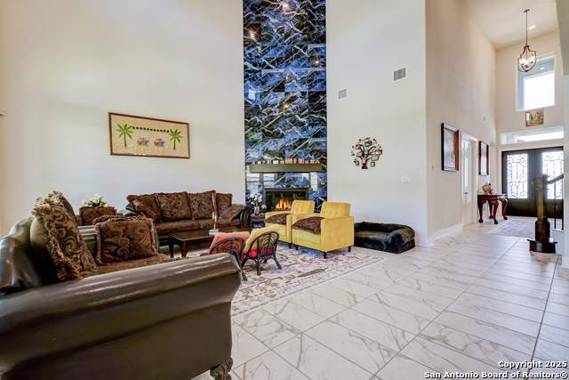 Image 11 of 67 For 4019 Wood Creek