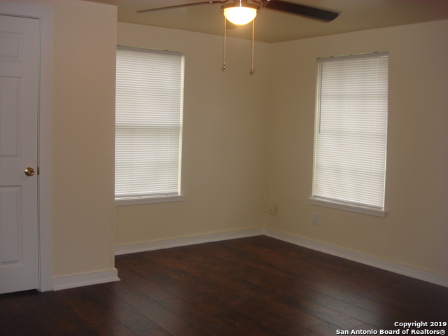 Image 14 of 17 For 1039 Cantrell Dr
