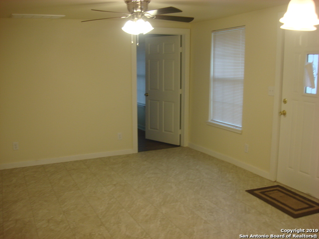 Image 9 of 17 For 1039 Cantrell Dr