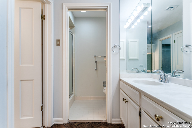 Image 22 of 25 For 4001 New Braunfels N 202