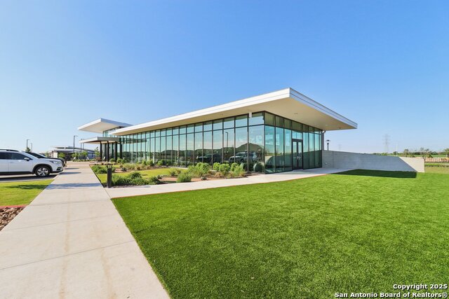 Listing photo id 23 for 8911 Rancher Place