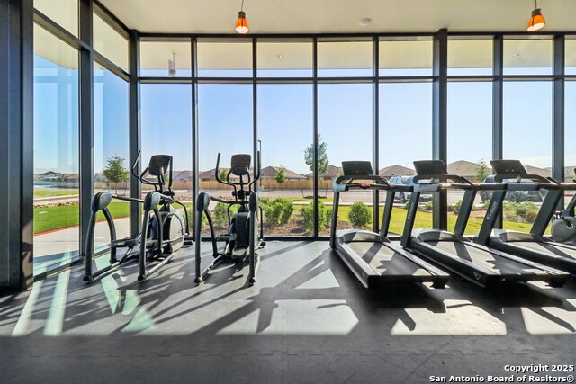 Listing photo id 28 for 8911 Rancher Place