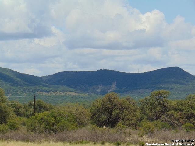 Details for 358 Cr 358  , Utopia, TX 78801