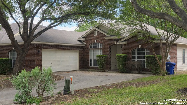 Details for 210 Tapwood Ln, Cibolo, TX 78108
