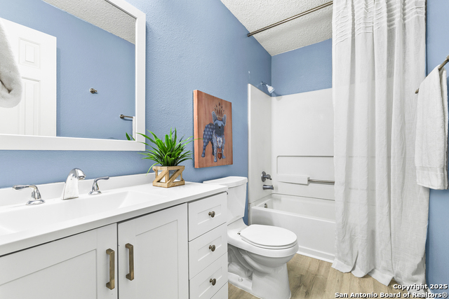 Listing photo id 18 for 9206 Dancove Drive