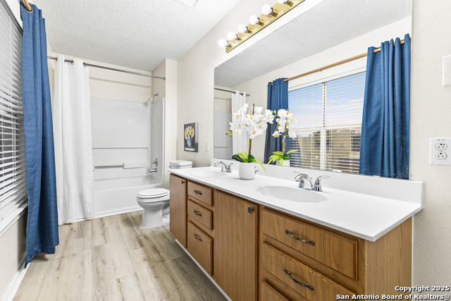 Listing photo id 25 for 9206 Dancove Drive