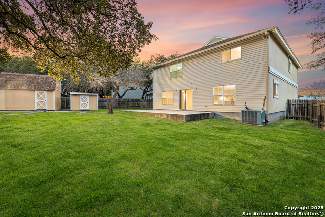 Listing photo id 30 for 9206 Dancove Drive