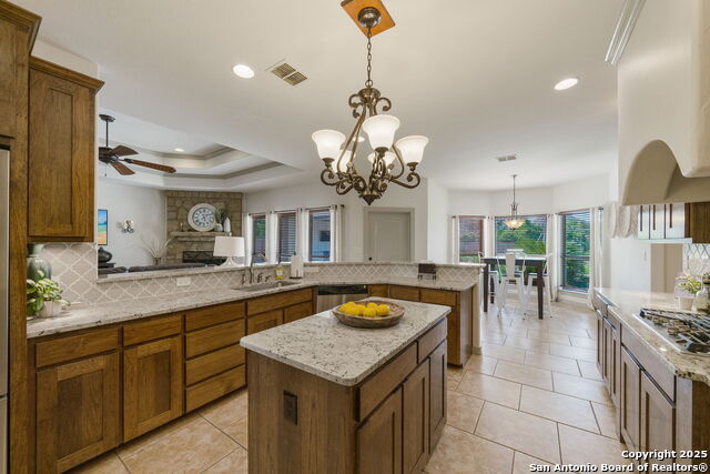 Image 11 of 32 For 2304 Stratford Grace