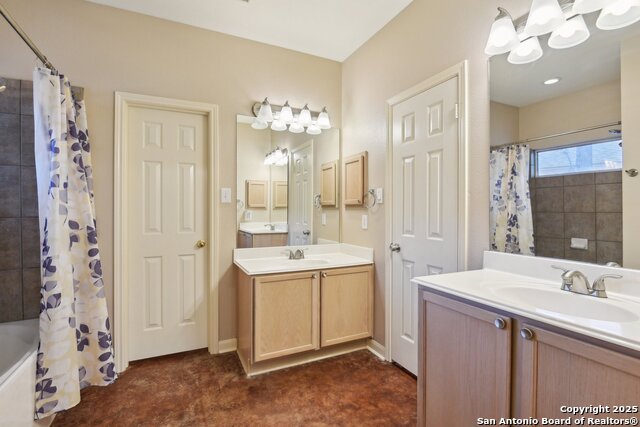 Image 21 of 33 For 8230 Heritage Park Dr
