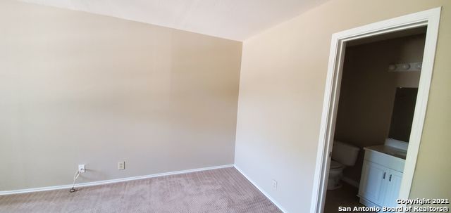 Image 13 of 26 For 9140 Timber Path  2406