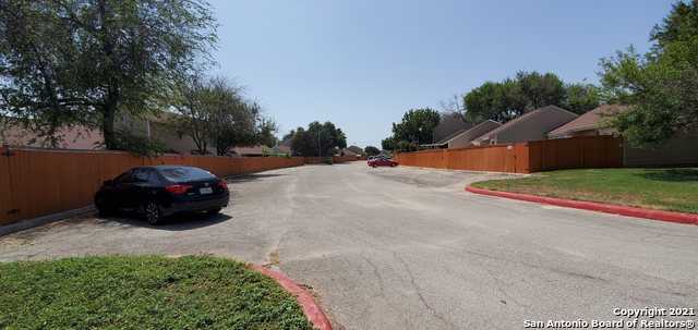 Image 20 of 26 For 9140 Timber Path  2406