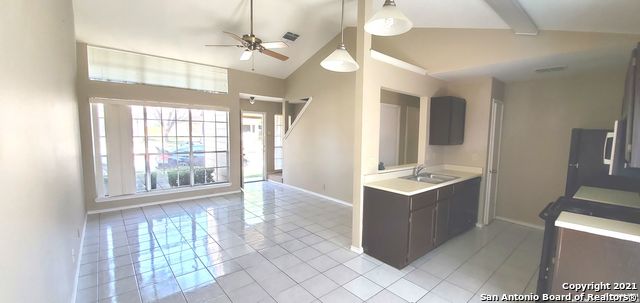 Image 8 of 26 For 9140 Timber Path  2406