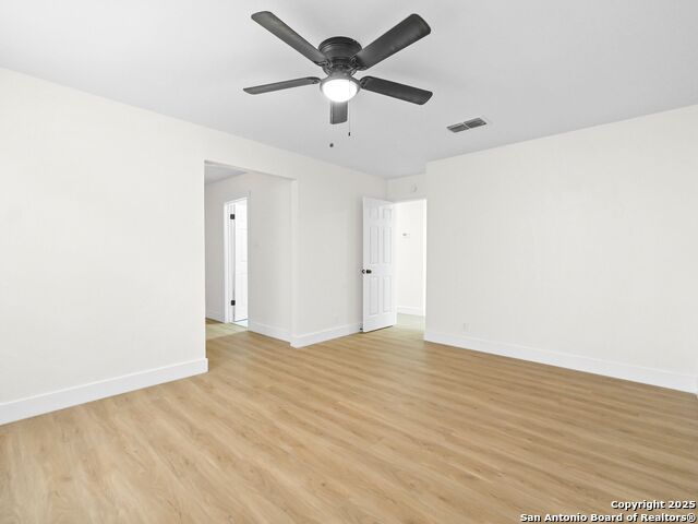 Image 15 of 35 For 9302 Valley Dale