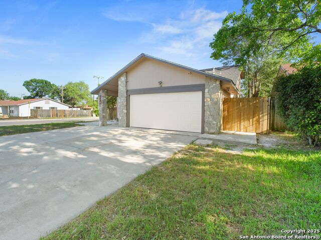 Image 2 of 35 For 9302 Valley Dale