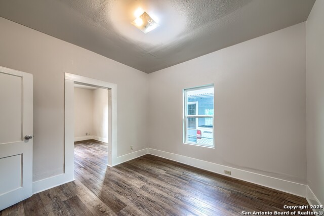 Image 8 of 28 For 139 Pendleton Ave