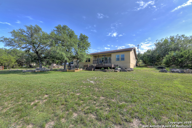 Image 29 of 43 For 211 Comal Run