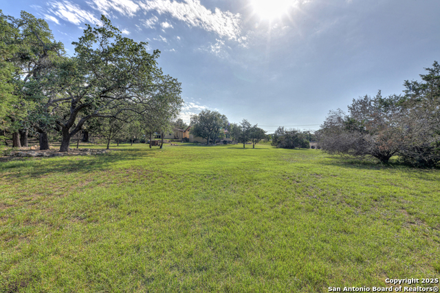 Image 33 of 43 For 211 Comal Run