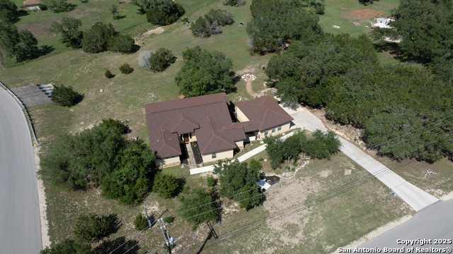 Image 36 of 43 For 211 Comal Run