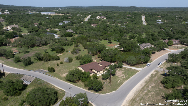 Image 38 of 43 For 211 Comal Run